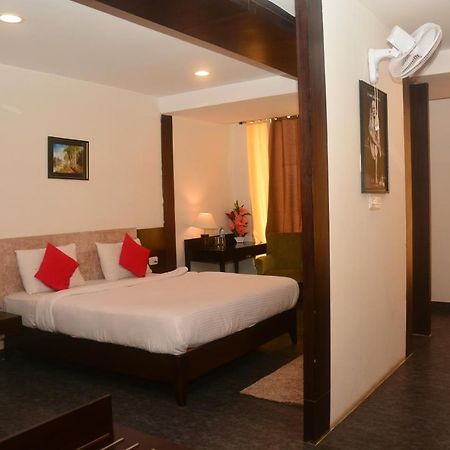Sai Sharnam Serviced Apartments Shirdi Esterno foto